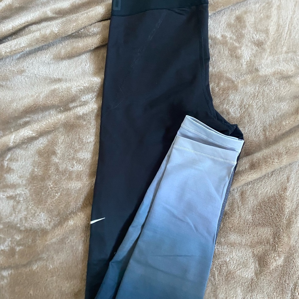 NIKE leggings